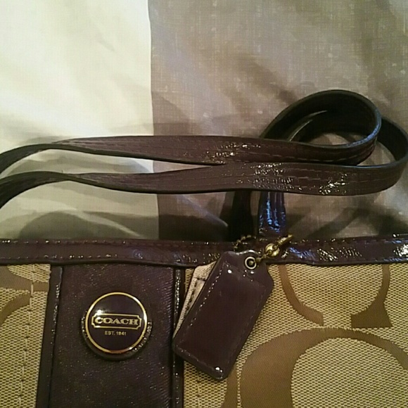 Coach small handbag - Picture 3 of 7